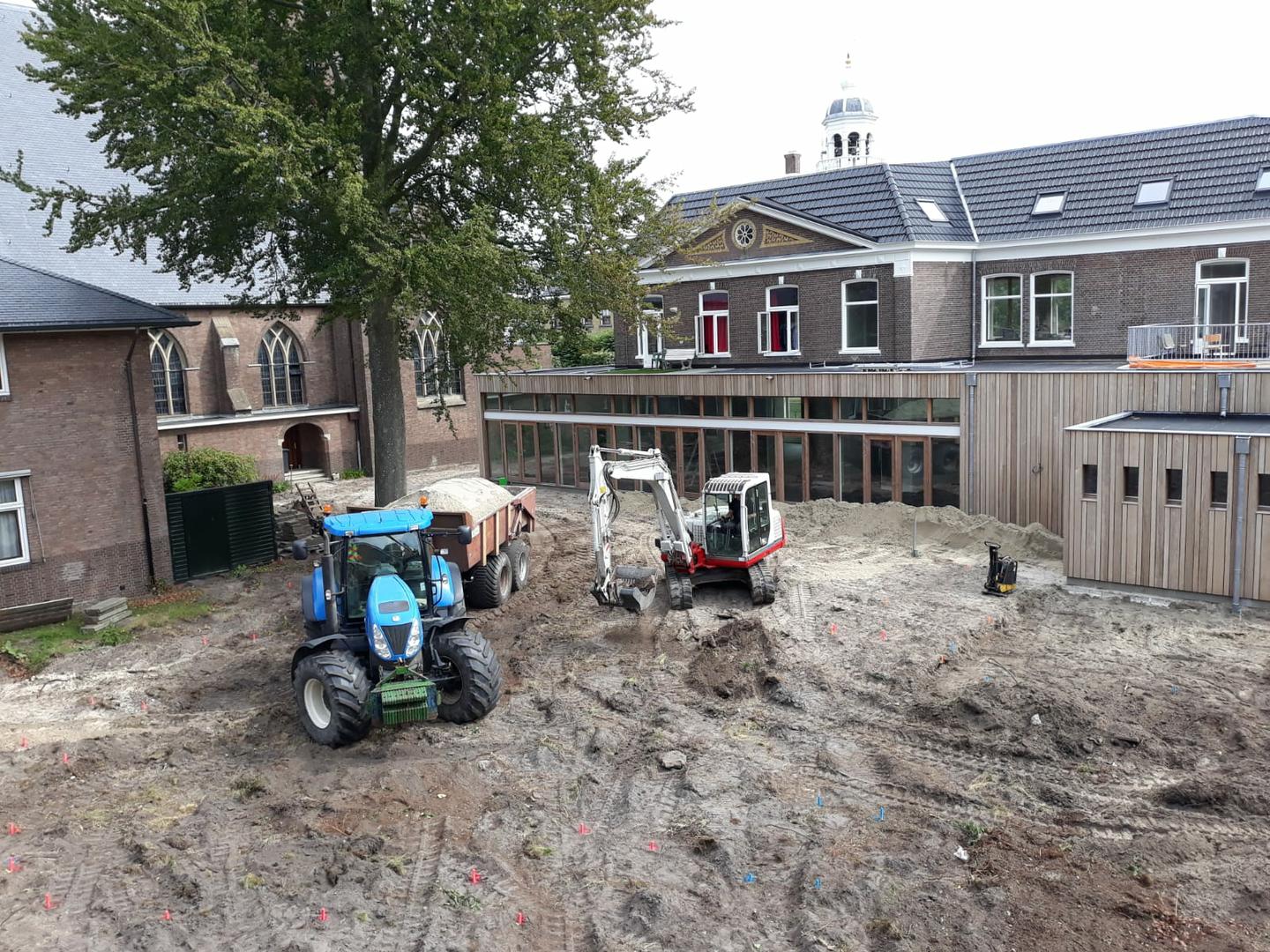 Grondverzetmaterieel van Loonbedrijf Veldman
